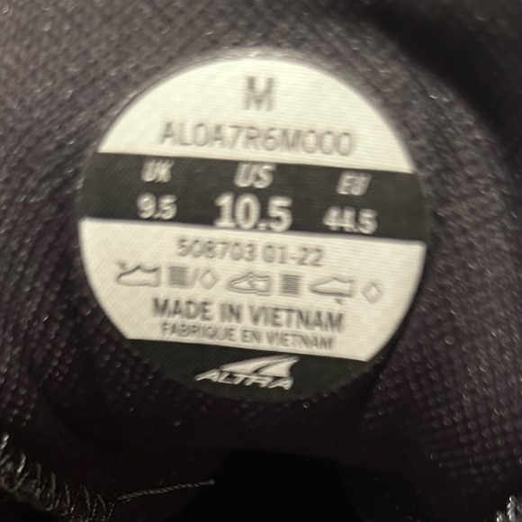 Altra Escalante 3 Men’s size 10.5. - Picture 8 of 8